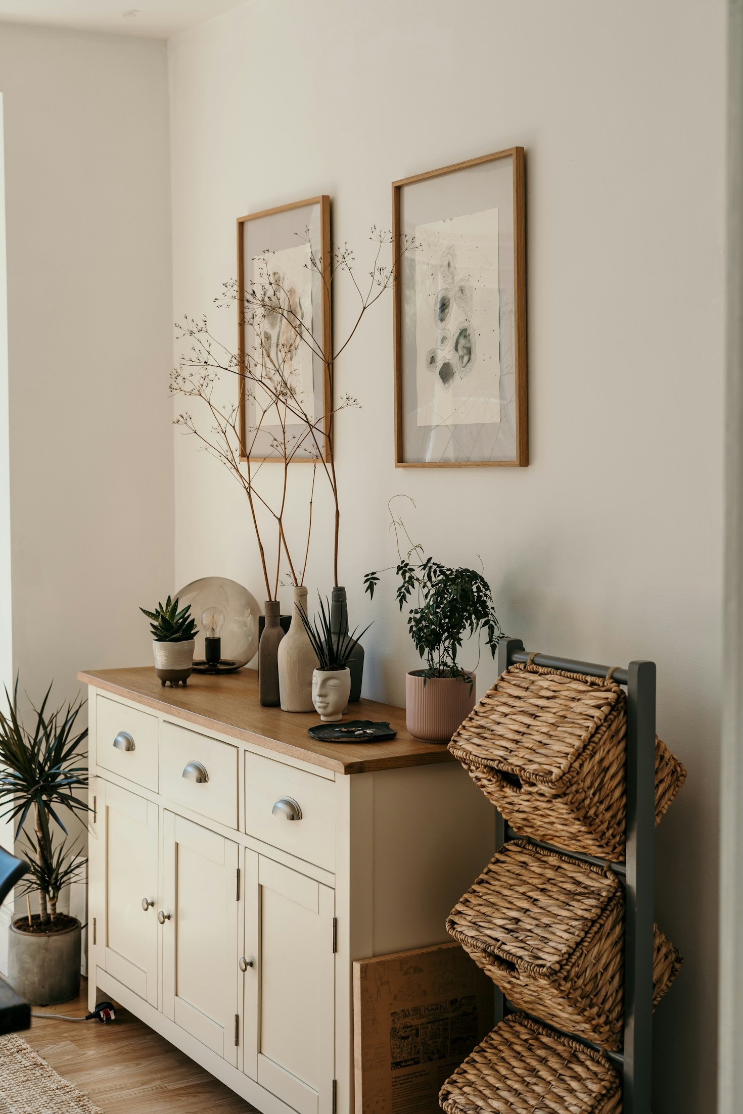 How To Organize Your Closet Like A Professional